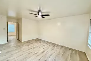 6401 Skyline Dr, Houston, TX 77057 - Photo 4