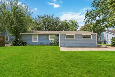 1210 14th Avenue N, Texas City, TX 77590 - Photo 24