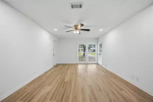 1210 14th Ave N, Texas City, TX 77590 - Photo 4