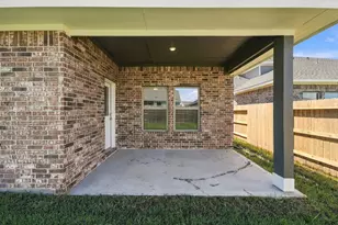 1911 Starlight St, Angleton, TX 77515 - Photo 24