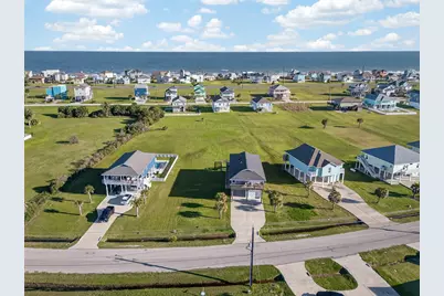 18607 Warrior Road, Galveston, TX 77554 - Photo 40