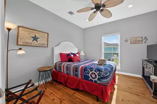 18607 Warrior Rd, Galveston, TX 77554 - Photo 24