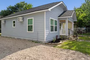 7928 Elvera St, Houston, TX 77012 - Photo 22