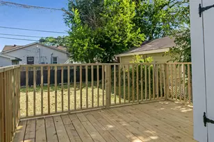 7928 Elvera St, Houston, TX 77012 - Photo 18