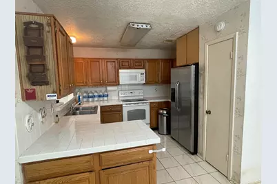 13130 Kingsmill Drive, Sugar Land, TX 77478 - Photo 4