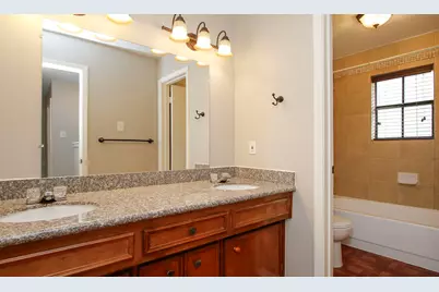 1 Greeningdon Street, The Woodlands, TX 77381 - Photo 12