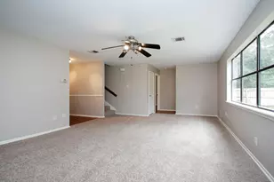 1 Greeningdon St, The Woodlands, TX 77381 - Photo 6