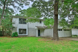 1 Greeningdon St, The Woodlands, TX 77381 - Photo 2
