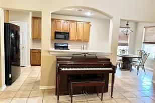 3723 Tumbling Falls Dr, Manvel, TX 77578 - Photo 6