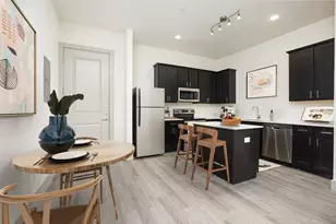 4509 Mt Vernon St, Houston, TX 77006 - Photo 4