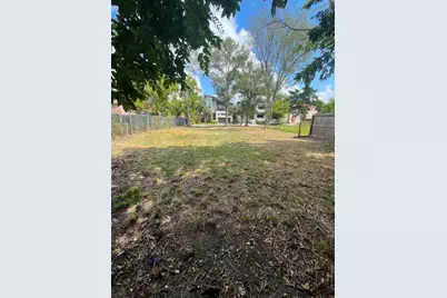 4305 Lafayette Street, Bellaire, TX 77401 - Photo 2