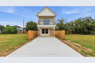 421 S Nugent Street, La Porte, TX 77571 - Photo 2