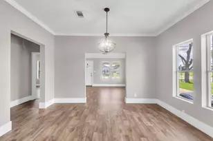 5010 Wilson St, Groves, TX 77619 - Photo 10