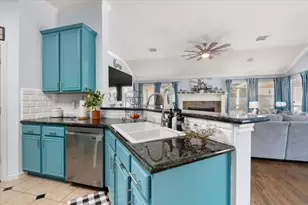 13303 Barbstone Dr, Houston, TX 77044 - Photo 10