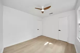 3726 Las Palmas St, Houston, TX 77027 - Photo 22