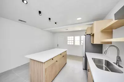 3726 Las Palmas Street, Houston, TX 77027 - Photo 12