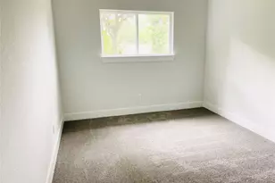 7203 Weyburn St, Houston, TX 77028 - Photo 22