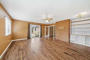 15611 Meadow Village Dr, Houston, TX 77095 - Photo 8