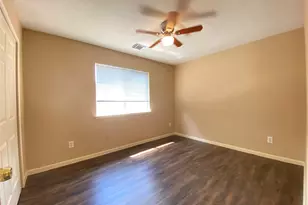 14727 Sun Harbor Dr, Houston, TX 77062 - Photo 10