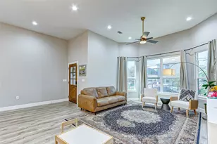 2008 Common St, Houston, TX 77009 - Photo 10