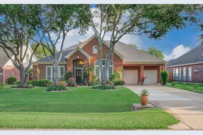 314 Bridge Crest Boulevard, Houston, TX 77082 - Photo 2