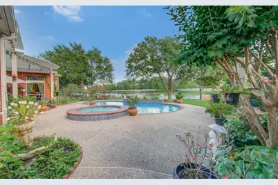 314 Bridge Crest Boulevard, Houston, TX 77082 - Photo 26