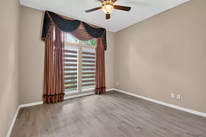314 Bridge Crest Boulevard, Houston, TX 77082 - Photo 14