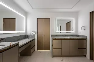 49 Briar Hollow Ln, Houston, TX 77027 - Photo 30