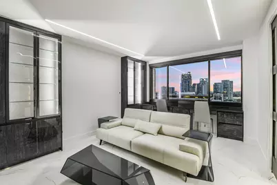 49 Briar Hollow Lane #1904, Houston, TX 77027 - Photo 22