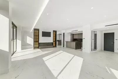 49 Briar Hollow Lane #1904, Houston, TX 77027 - Photo 4