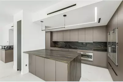 49 Briar Hollow Lane #1904, Houston, TX 77027 - Photo 8