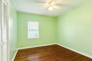 120 Palm Ln, Lake Jackson, TX 77566 - Photo 18