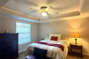8299 Kingsbrook Rd, Houston, TX 77024 - Photo 4