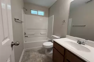 5525 N Buffalo Cir, Willis, TX 77378 - Photo 8