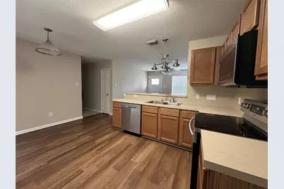 5525 N Buffalo Circle, Willis, TX 77378 - Photo 6