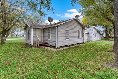 1231 23rd Street N, Texas City, TX 77590 - Photo 1