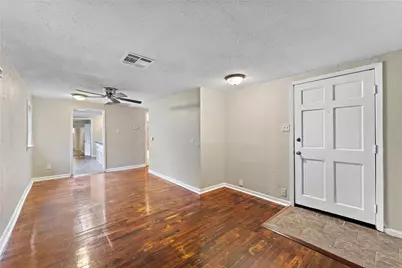 1231 23rd Street N, Texas City, TX 77590 - Photo 2