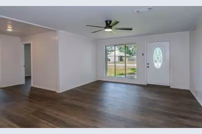 3825 Buckingham Row, Beaumont, TX 77706 - Photo 2