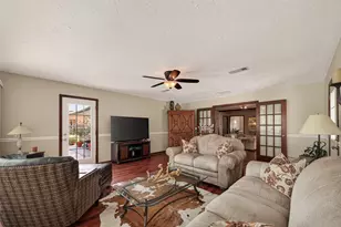 306 W Castle Harbour Dr, Friendswood, TX 77546 - Photo 16