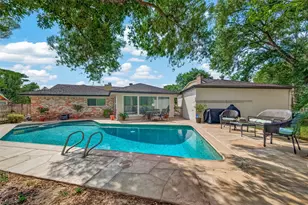 306 W Castle Harbour Dr, Friendswood, TX 77546 - Photo 46