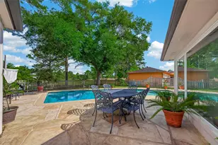 306 W Castle Harbour Dr, Friendswood, TX 77546 - Photo 44