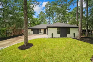 27 Lazy Morning Pl, The Woodlands, TX 77381 - Photo 2