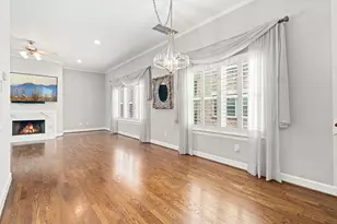 548 Westcross St, Houston, TX 77018 - Photo 6
