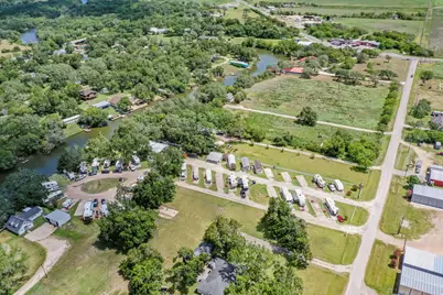 234 County Road 285, Sargent, TX 77414 - Photo 4