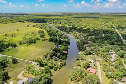 234 County Road 285, Sargent, TX 77414 - Photo 2