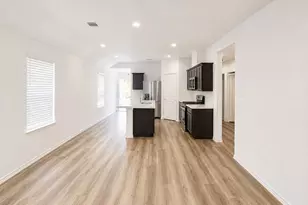 1930 Legacy Hills Dr, Houston, TX 77067 - Photo 6