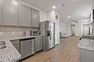 13770 Goldeye Dr, Conroe, TX 77384 - Photo 8