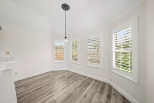 2727 N Peach Hollow Cir, Pearland, TX 77584 - Photo 8