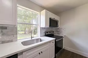 1003 W Hart Ave, Pasadena, TX 77506 - Photo 12