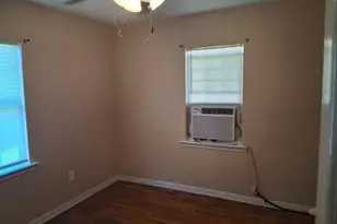 1415 Sharon St, Vidor, TX 77662 - Photo 16